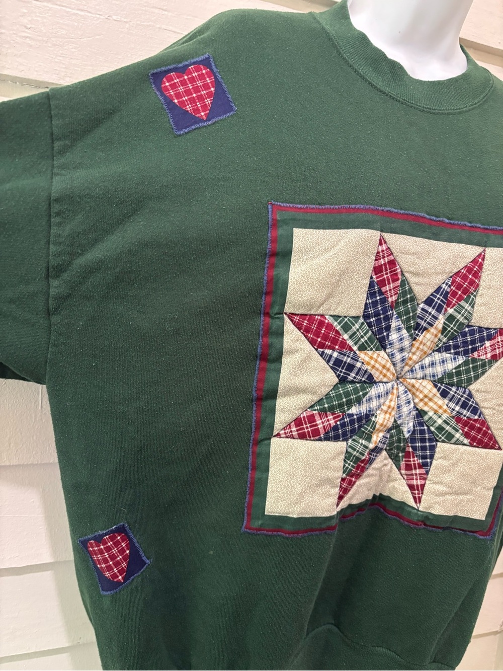 🔥5 for $25🔥 Vintage Quilted Grannycore Sweatshirt - Picture 3 of 9